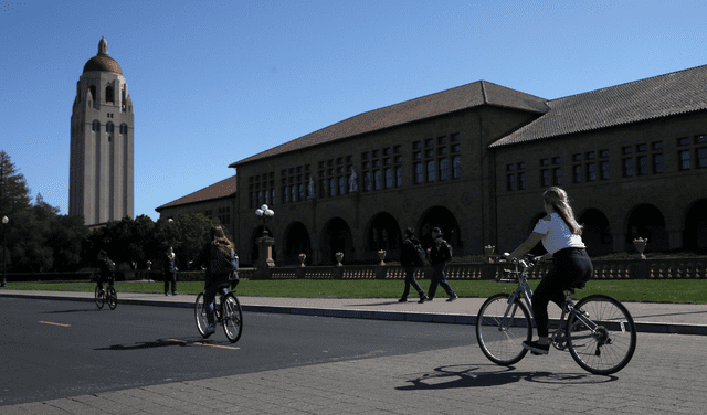  La Universidad de Stanford se encuentra en el ranking de las diez mejores universidades de Estados Unidos. Foto: AFP   