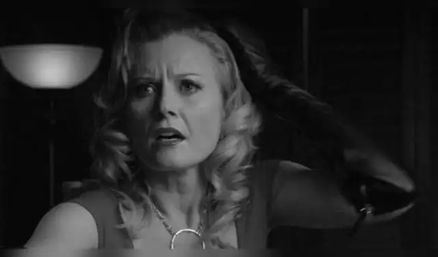 Actriz Carrie Anne Fleming luchó contra el cáncer de mama.