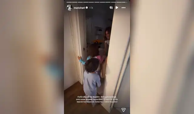 Mario Hart sorprende a Korina con gesto por el Día de la Madre