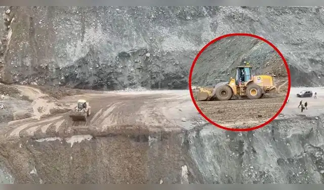 ¿Cuándo reabrirán la Panamericana Sur? Huaicos mantienen varados a decenas de vehículos en Arequipa. Foto: Composición EP.