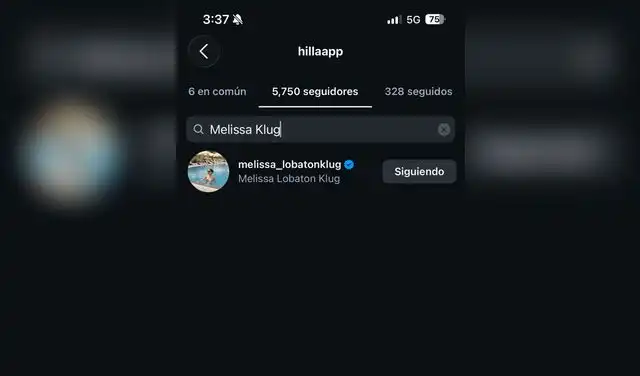 Melissa Klug no sigue a Hillary Meza. 