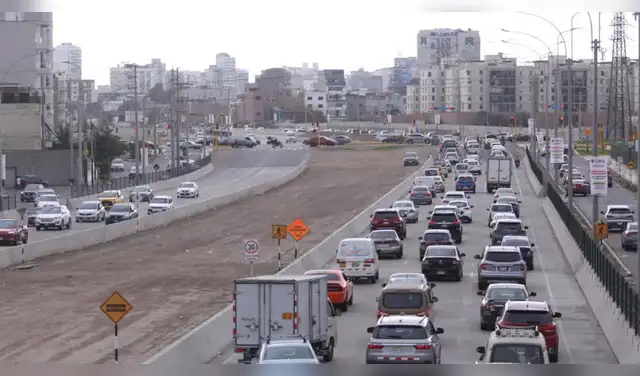 La Vía Expresa Sur tendrá cierres parciales y desvíos por seis meses debido a la construcción de cuatro puentes peatonales en Surco. Foto: Difusión. La Vía Expresa Sur tendrá cierres parciales y desvíos por seis meses debido a la construcción de cuatro puentes peatonales en Surco. Foto: Difusión.