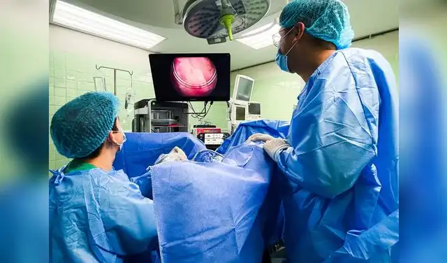 Con la incorporación de Urología, EsSalud refuerza su capacidad operativa del Hospital de Emergencias Grau para brindar respuesta oportuna a los asegurados con mayor tiempo de espera. Foto: Essalud.