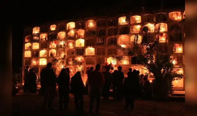 El calendario oficial de Perú contempla el domingo 1 de noviembre como el próximo feriado nacional por la celebración del Día de Todos los Santos. Foto: Difusión.
