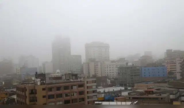 Senamhi confirma ráfagas de viento de 33 km/h en el Callao y alerta por baja visibilidad.