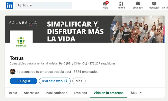 A través de la plataforma Linkedin.com puedes encontrar varias ofertas laborales de supermercados Tottus. 