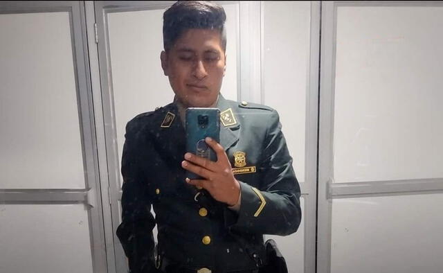  Cristian Cristian Mendoza Collatupa, suboficial de segunda de la PNP.   