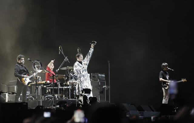 Libido tuvo dos escenarios en el Estadio Nacional. Libido tuvo dos escenarios en el Estadio Nacional.