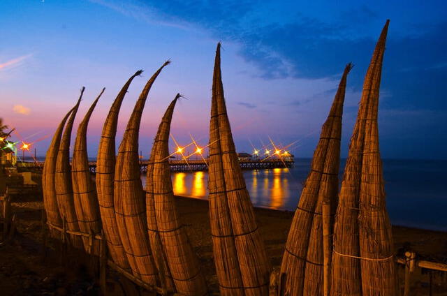 Huanchaco es el lugar para pasar una velada románica. 