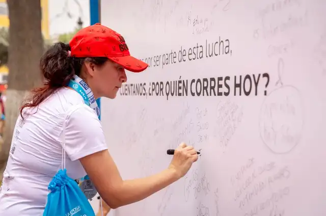 La Roche-Posay y Perú Runners se unen para apoyar a pacientes oncológicos. La Roche-Posay y Perú Runners se unen para apoyar a pacientes oncológicos.
