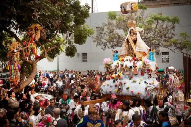  El 16 de julio de todos los años se conmemora el Día de la Virgen de la Candelaria.   