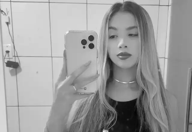 ¡IMPACTANTE! Influencer de 21 años es ASESINADA frente a su padre tras salir de la CÁRCEL ¡IMPACTANTE! Influencer de 21 años es ASESINADA frente a su padre tras salir de la CÁRCEL