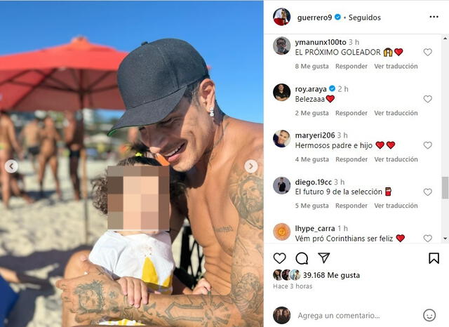 Paolo Guerrero disfruta tierno momento con su hijo en la playa.