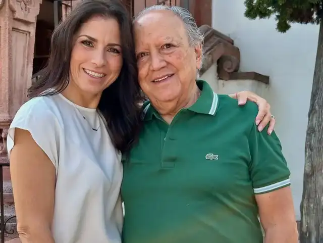 Papá de Alessandra Rosaldo falleció.