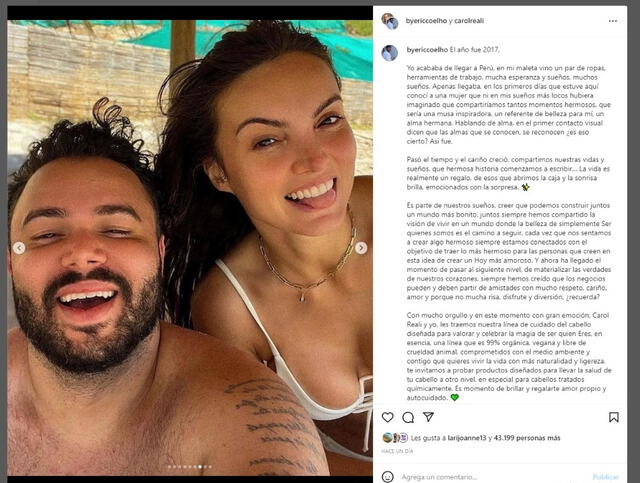 Carol Reali y joven se lucen juntos en salida.   