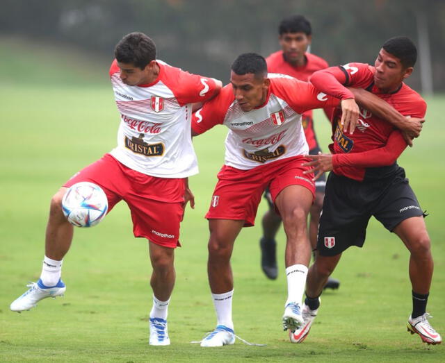 Juan Reynoso no tendría planes de cambiar radicalmente al equipo dejado por Ricardo Gareca. Crédito: GLR   