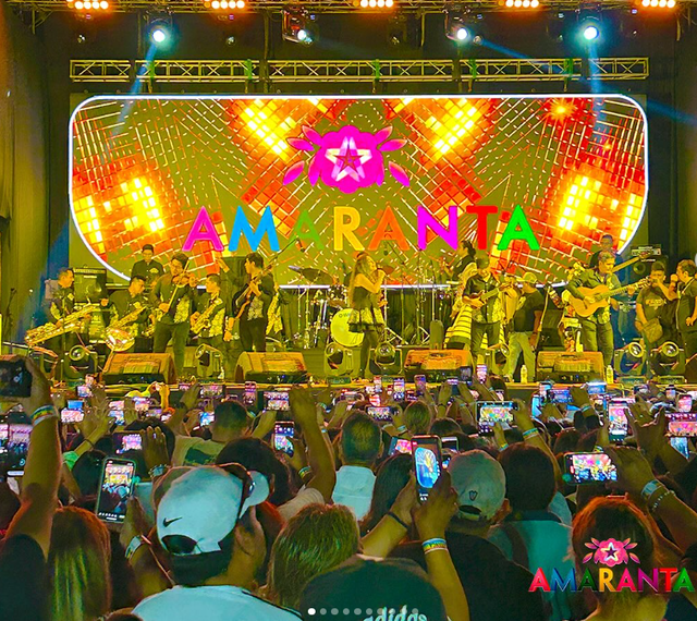 Amarante es una agrupación de Lima que tiene como vocalista a Karina Benítez.  