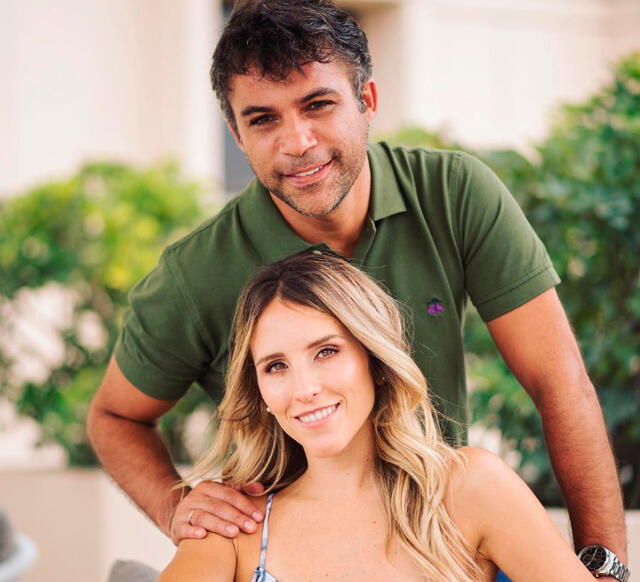  Renzo Schuller y su esposa Alexandra Morales tiene 10 años de casados. Foto: Instagram    