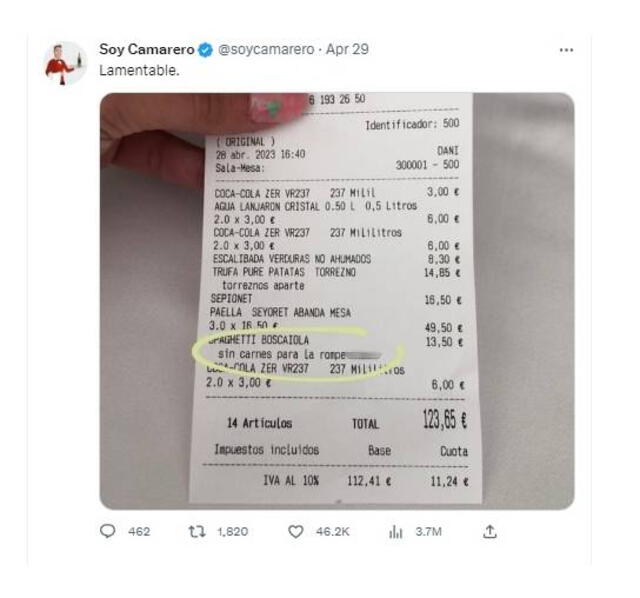  La boleta del consumo y donde se evidencia el insulto a la señorita. Crédito: Cuenta de Twitter del usuario Soy Camarero.    