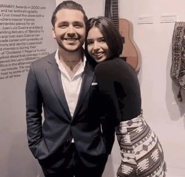 Ángela Aguilar y Christian Nodal cuando eran jóvenes.  