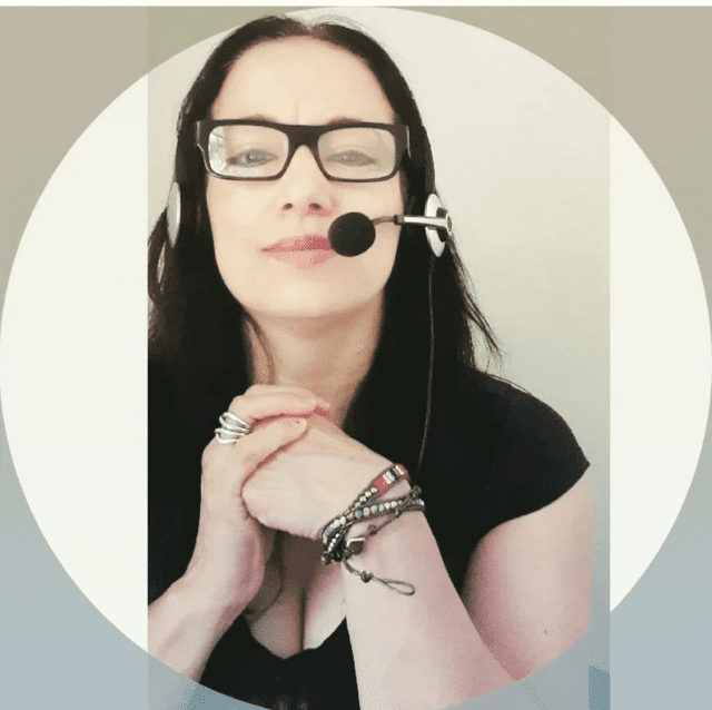 Pía Hildebrandt vive en el condado de Colorado en Estados Unidos. Pía Hildebrandt vive en el condado de Colorado en Estados Unidos.