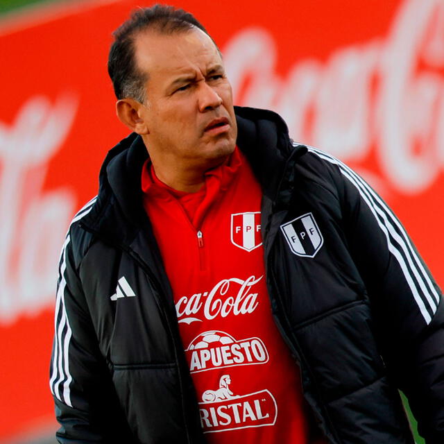 Juan Reynoso tendrá su gran prueba con la selección para clasificarla al Mundial 2026.