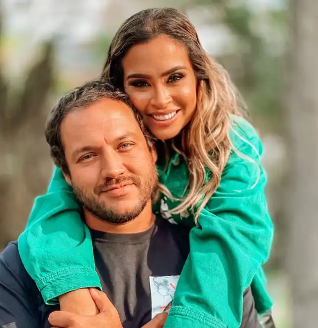 Gisela Valcárcel saca a Ethel Pozo de 'América Hoy' y toma radical medida con Julián Alexander Gisela Valcárcel saca a Ethel Pozo de 'América Hoy' y toma radical medida con Julián Alexander