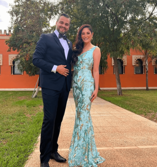Aneth Acosta y su esposo asistieron a boda de la hija de Isabel Pantoja.