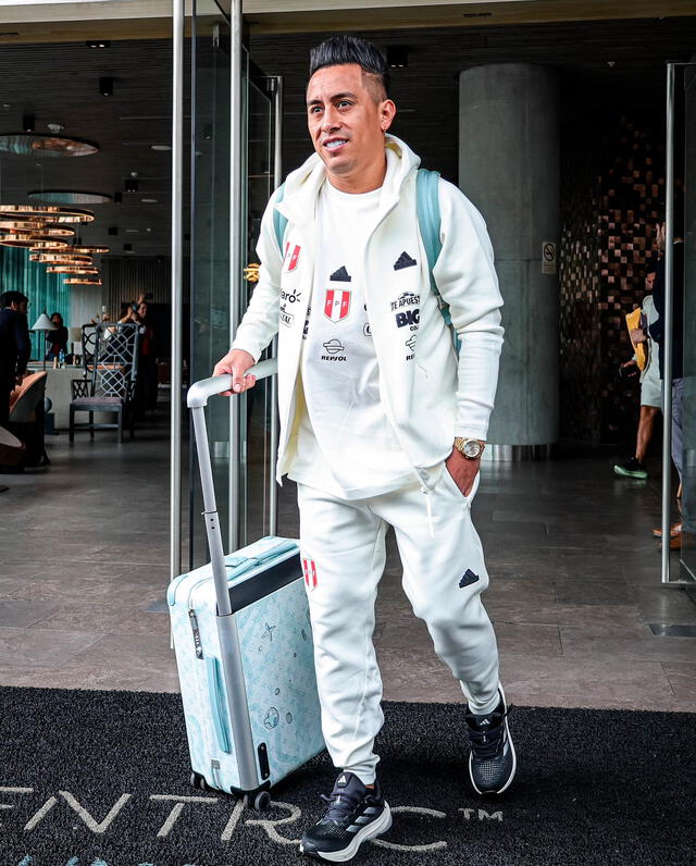 Christian Cueva fue de invitado a la Copa América. / Foto: X.   