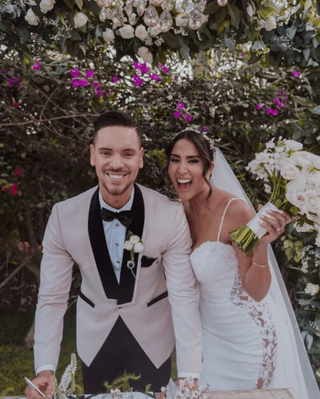 Melissa Paredes y Anthony Aranda se casaron.  