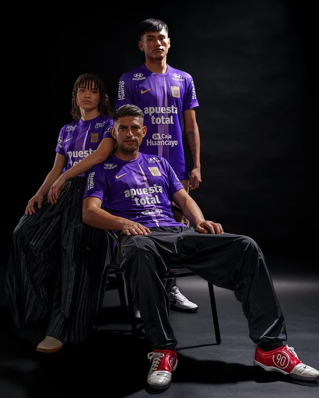 Así luce la nueva indumentaria. Foto: Alianza Lima   