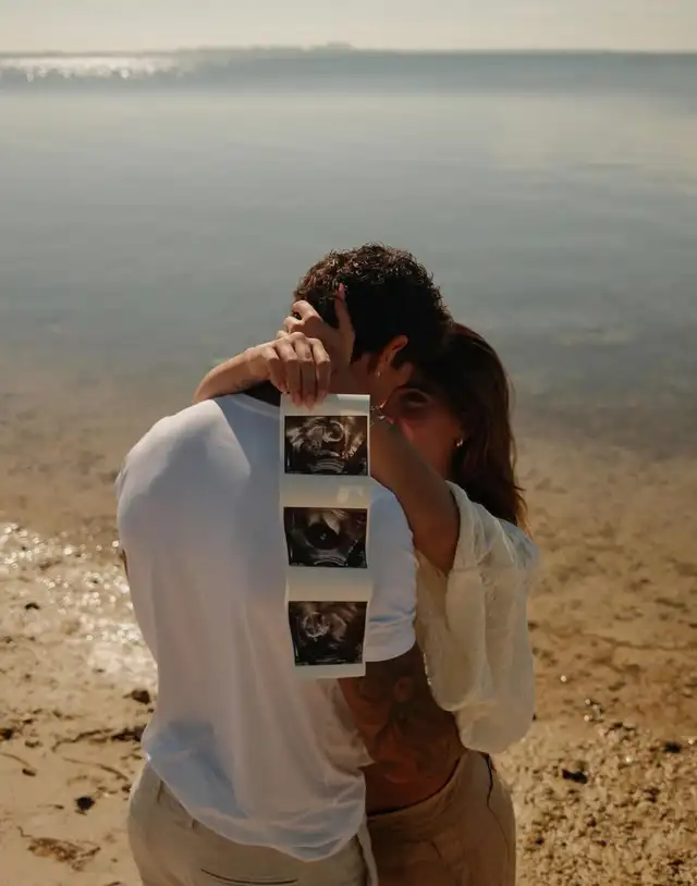  Isabella Ladera muestra su pancita de embarazo tras anunciar la llegada de su primer bebé con Hugo García 