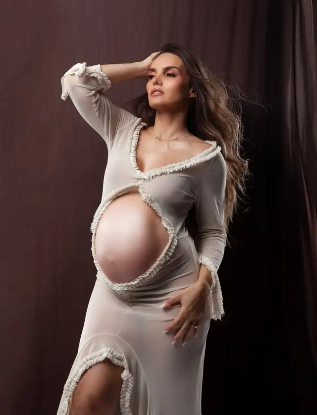 ¡SORPRESA TOTAL! Cachaza REAPARECE tras su boda y presume INESPERADA sesión de fotos de embarazo: “Crece una nueva versión de mí”