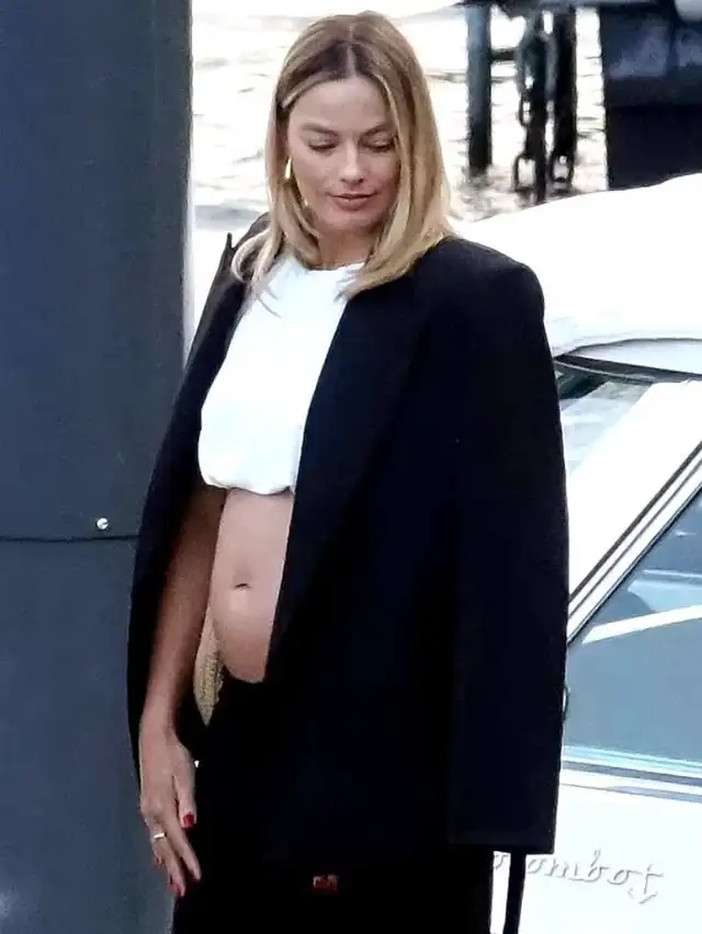 Margot Robbie es captada con un avanzado estado de gestación