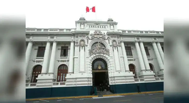 Congresistas se quedaron sin bono de representación