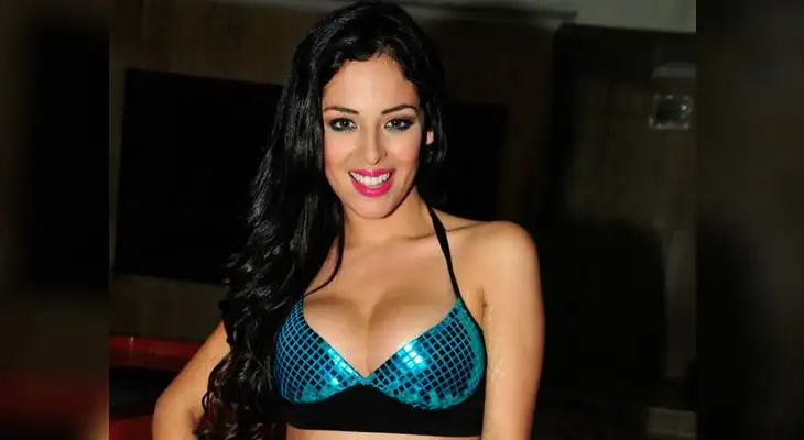 Andrea Luna protagonizó videoclip de “Los Barraza”