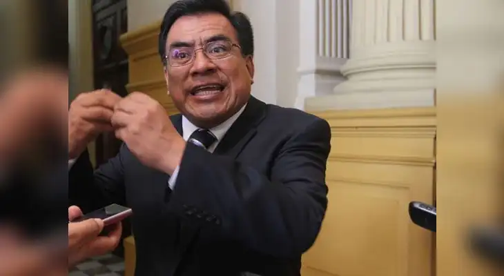Oposición dice que Ollanta Humala se lava las manos.