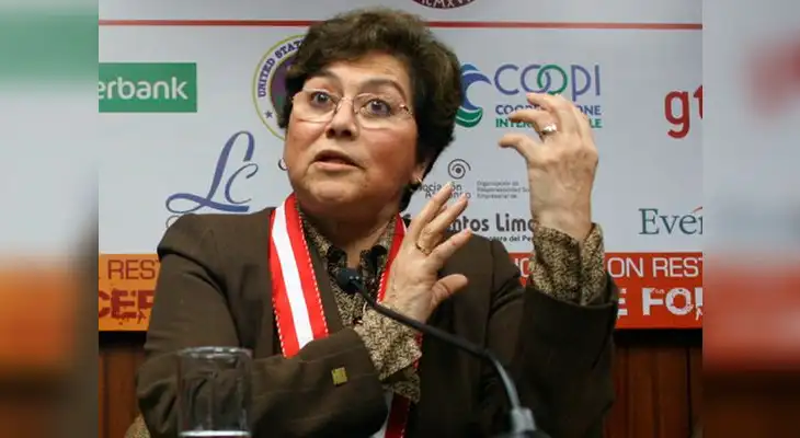 Megacomisión pone en jaque a Gladys Echaíz por caso BTR.