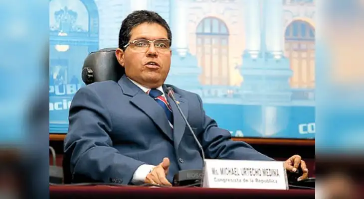 Procuraduría ahora denuncia a Michael Urtecho ante fiscalía.
