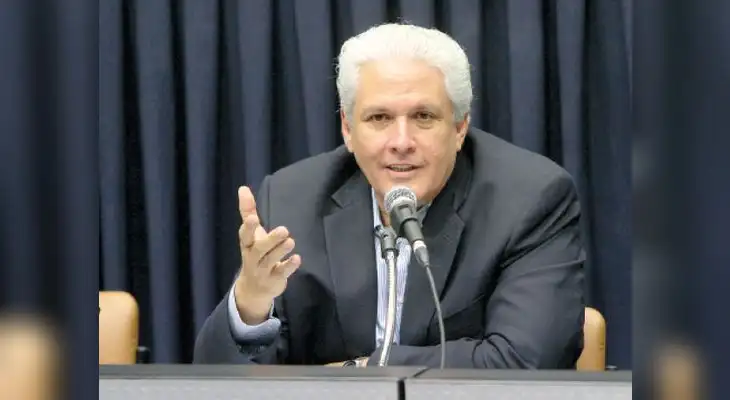 Director del grupo La República recibió respaldo unánime en la SIP. Director del grupo La República recibió respaldo unánime en la SIP.