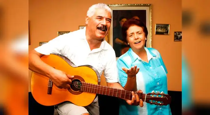 Óscar Avilés Jr. y Zoila Avilés. Óscar Avilés Jr. y Zoila Avilés.