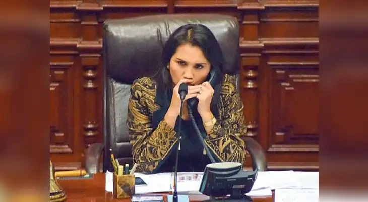 Cuestionan su desempeño para dar luz verde a la inhabilitación de legislador.