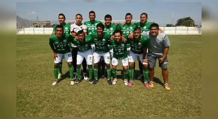 Este el equipo de los Caimanes donde destaca el portero Leonardo Morales y "Machito" Gómez. FOTO: Segunda división Este el equipo de los Caimanes donde destaca el portero Leonardo Morales y "Machito" Gómez. FOTO: Segunda división
