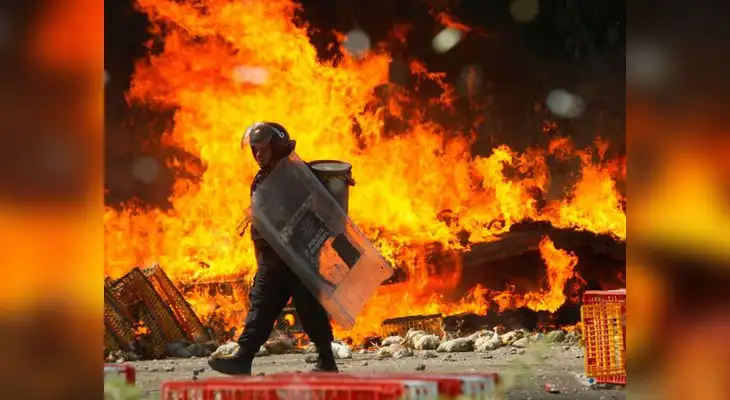 México: 6 muertos y más de 100 heridos en Oaxaca (FOTOS Y VIDEO)
