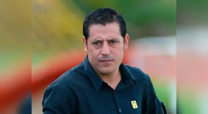La Bocana: Llega  "El salvador" Miguel Ángel Zahzú