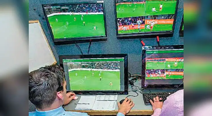 La FIFA defiende el uso del VAR en la Copa Confederaciones