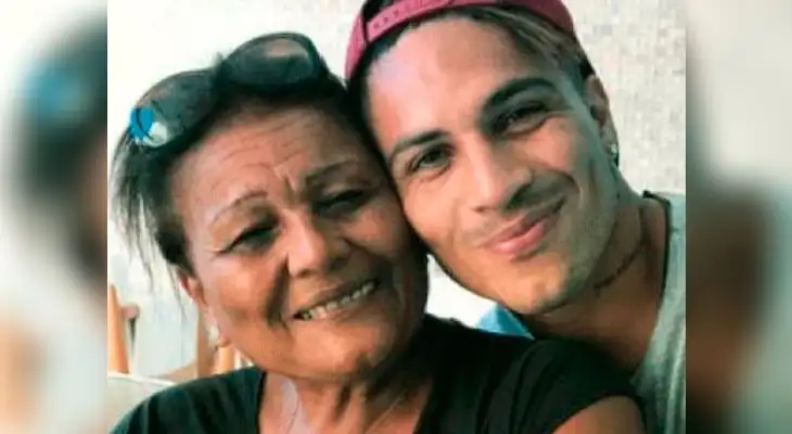 Así bailó 'Doña Peta', madre de Paolo Guerrero en los Reyes del Show [VIDEO]