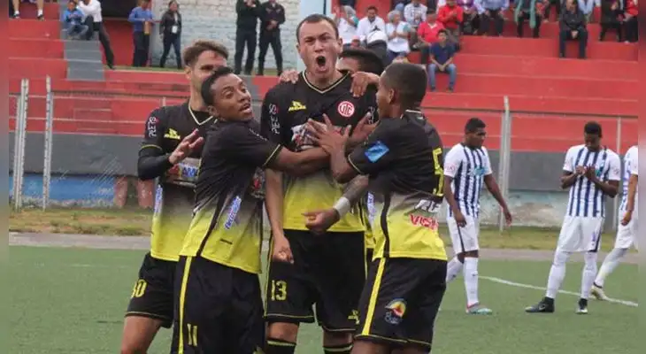 Gustavo Dulanto tuvo una destacada actuación en UTC y ahora piensa reeditarlo en Garcilaso Gustavo Dulanto tuvo una destacada actuación en UTC y ahora piensa reeditarlo en Garcilaso