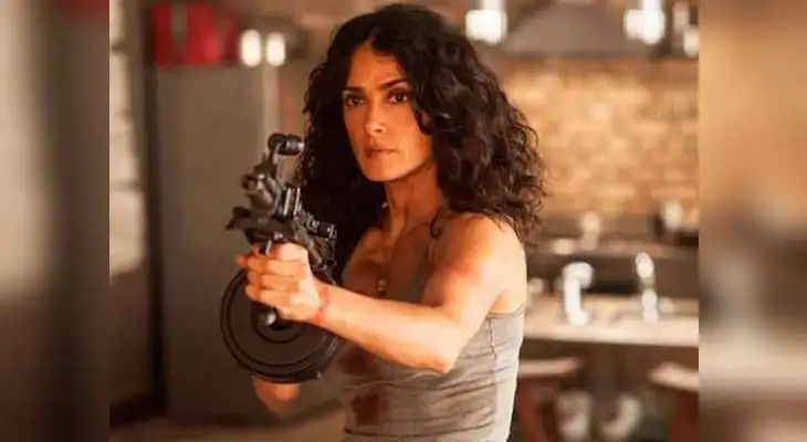 Salma Hayek protesta contra la barbie de Frida Kahlo Salma Hayek protesta contra la barbie de Frida Kahlo