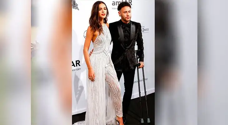  Bruna Marquezine y Neymar 
